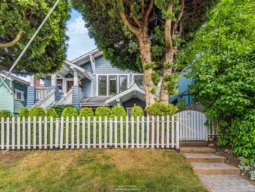 Aerial View of 436 Lakewood Drive, Vancouver, BC