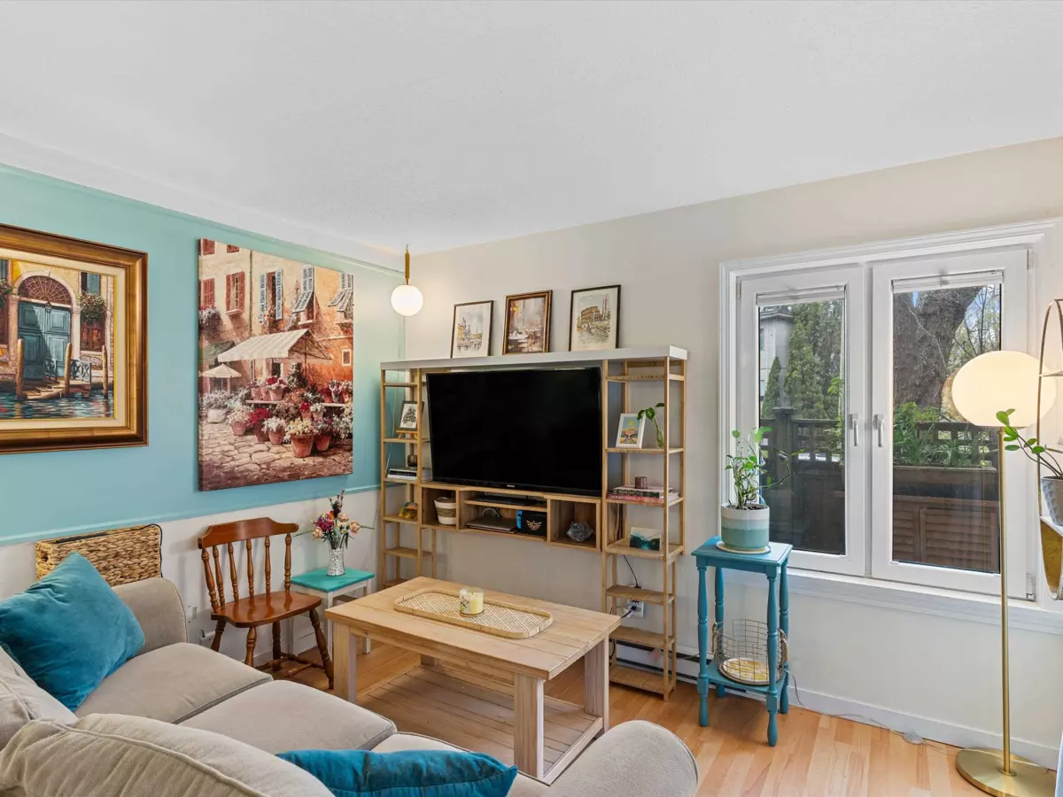 Family Room Photo of 109 1450 E 7th Avenue, Vancouver, BC