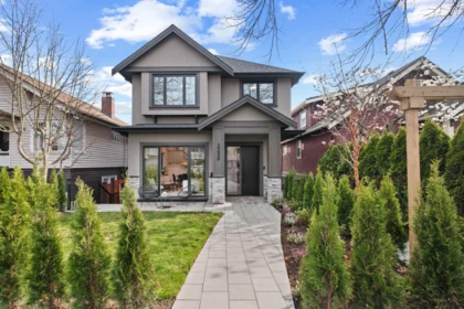 Backyard Photo of 2238 E 5th Avenue, Vancouver, BC