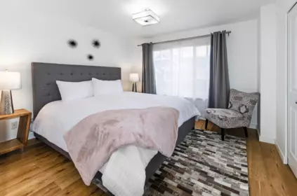 Primary Bedroom Photo of 121 3105 Dayanee Springs Boulevard, Coquitlam, BC