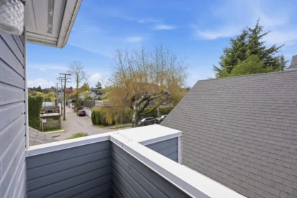 Outdoor Deck Photo of 2015 Creelman Avenue, Vancouver, BC