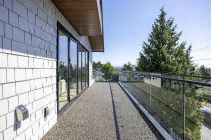 Garden / Landscaping Photo of 217 E Eighth Avenue, New Westminster, BC