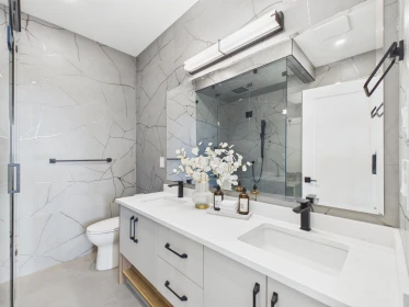 Powder Room Photo of 217 E Eighth Avenue, New Westminster, BC