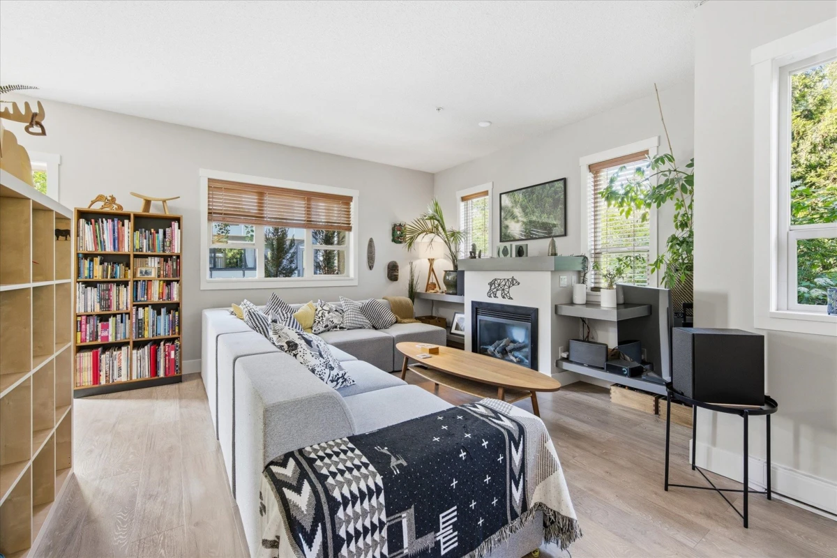 Family Room Photo of 38374 Eaglewind Boulevard, Squamish, BC