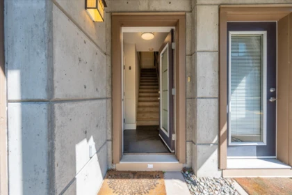 38374 Eaglewind Boulevard, Squamish, BC, Squamish — Townhouse for sale