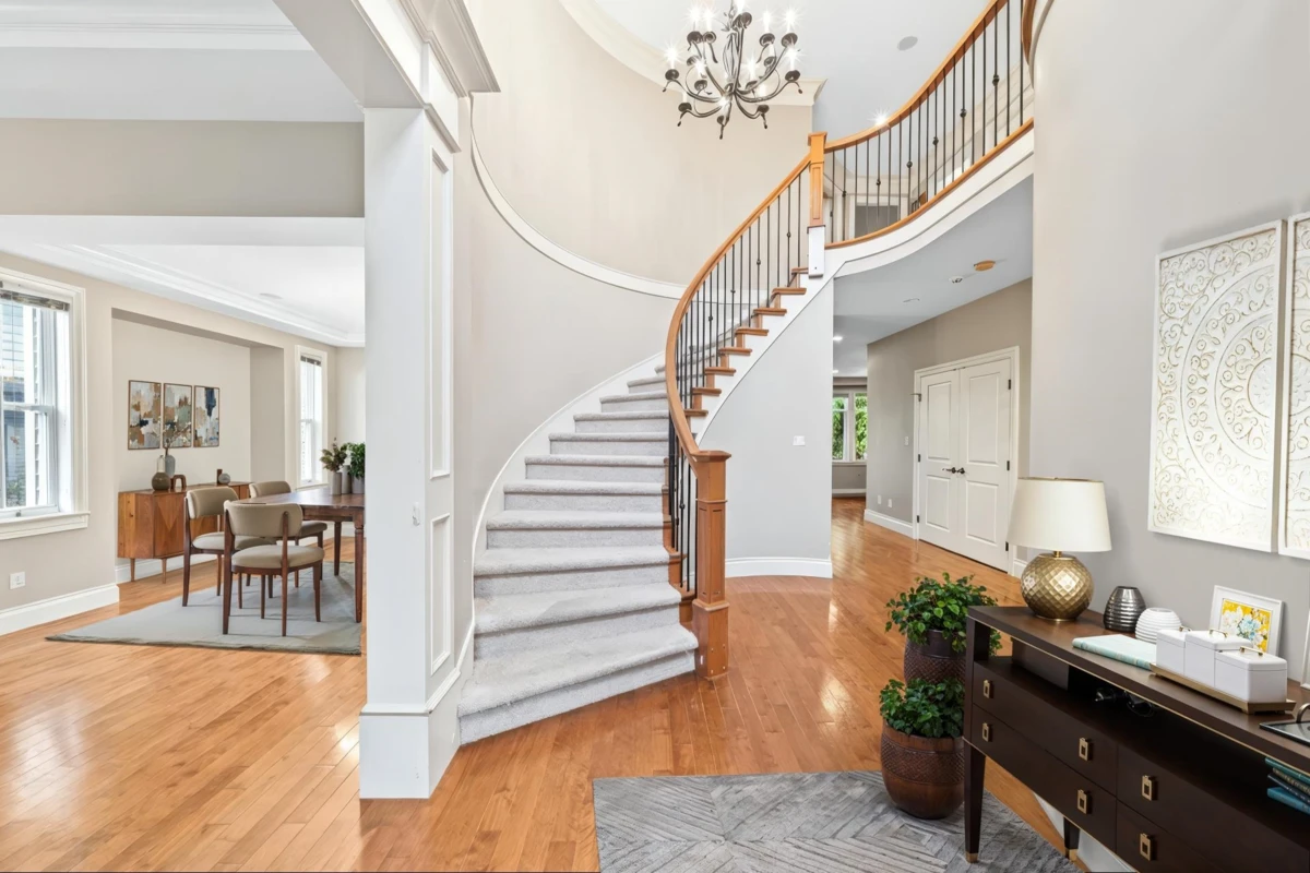 Family Room Photo of 88 Eagle Pass, Port Moody, BC