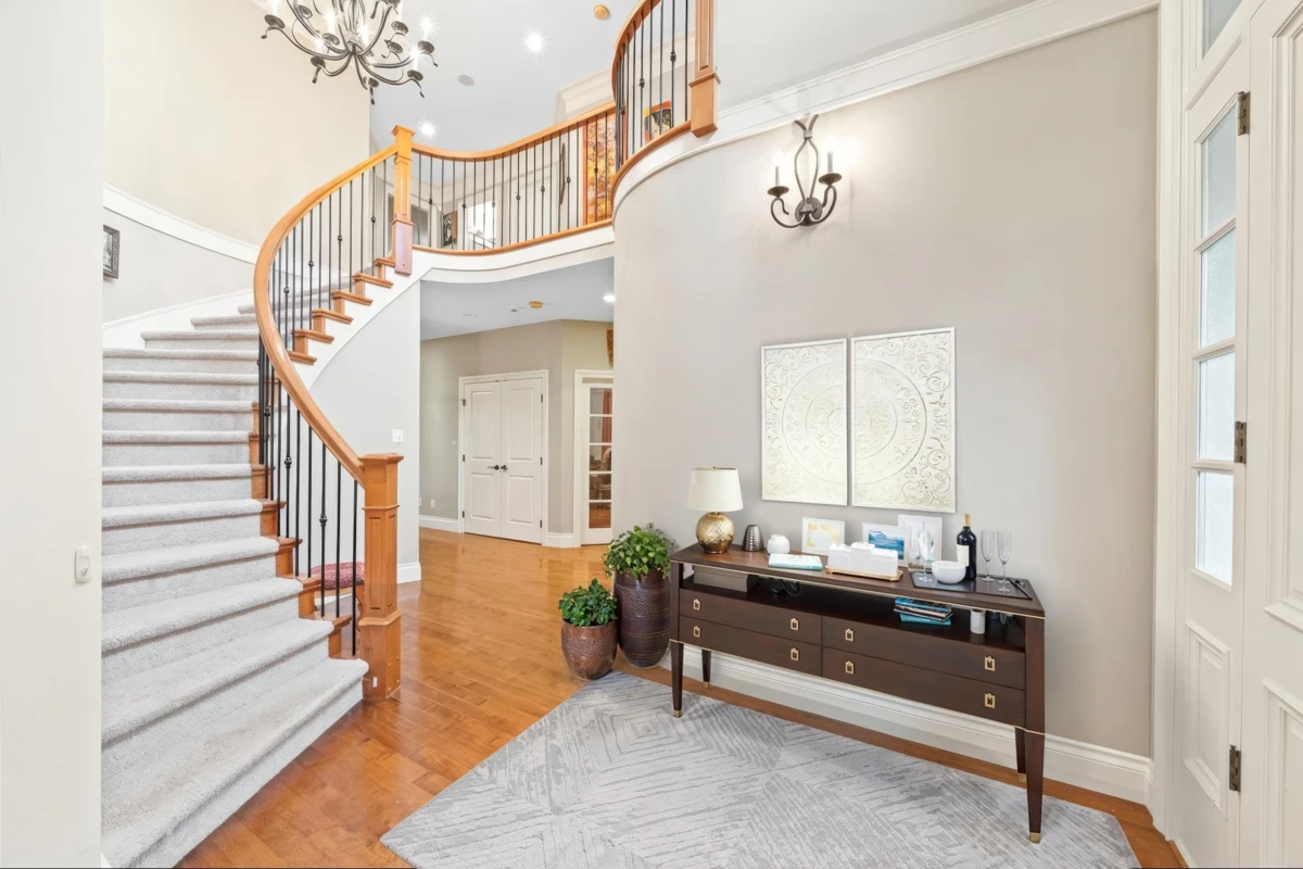 Living Room Photo of 88 Eagle Pass, Port Moody, BC