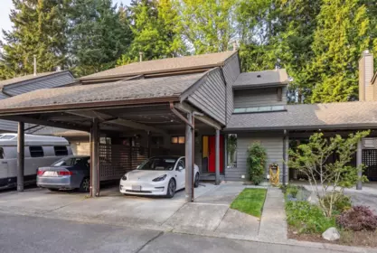 Garden / Landscaping Photo of 15951 Alder Place, Surrey, BC