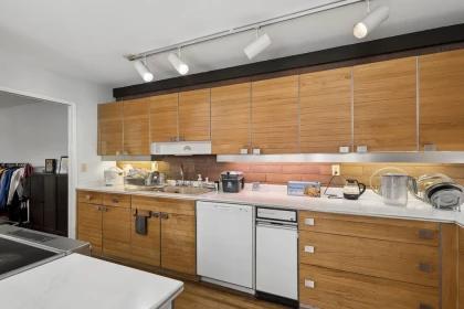 Breakfast Nook Photo of 406 Greensboro Place, Vancouver, BC