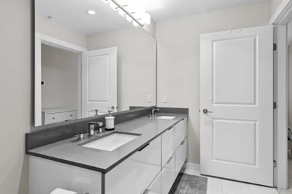 Office / Den Photo of 212 2663 Library Lane, North Vancouver, BC