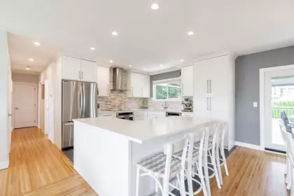 Breakfast Nook Photo of 1616 Eastern Drive, Port Coquitlam, BC