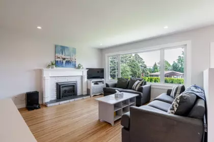Kitchen Photo of 1616 Eastern Drive, Port Coquitlam, BC