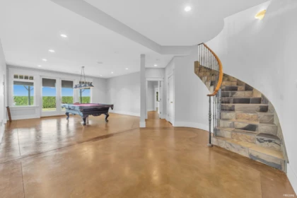 Swimming Pool Photo of 2340 Orchard Lane, West Vancouver, BC