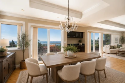 Breakfast Nook Photo of 1440 Sandhurst Place, West Vancouver, BC