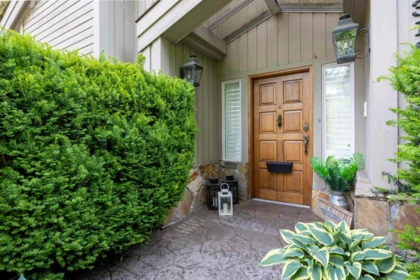 Hallway Photo of 3180 Westmount Place, West Vancouver, BC