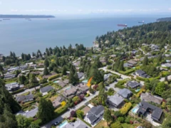 3180 Westmount Place, West Vancouver, BC