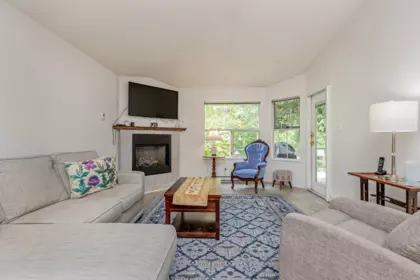 Breakfast Nook Photo of 54 6537 138 Street, Surrey, BC