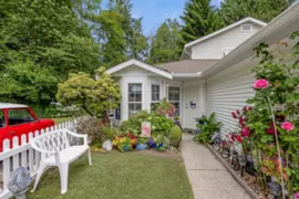 54 6537 138 Street, Surrey, BC
