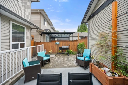 Outdoor Kitchen Photo of 24199 102b Avenue, Maple Ridge, BC