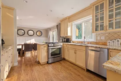 697 E Braemar Road, North Vancouver, BC, North Vancouver — Single Family Residence for sale