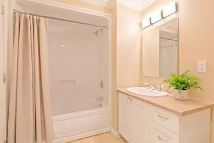 Mudroom Photo of 697 E Braemar Road, North Vancouver, BC