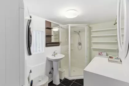 Basement Recreation Room Photo of 219 E 38th Avenue, Vancouver, BC