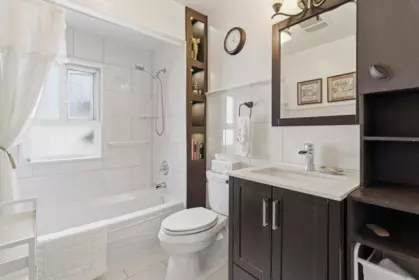 Guest Bathroom Photo of 219 E 38th Avenue, Vancouver, BC
