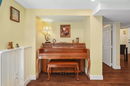 Hallway Photo of 219 E 38th Avenue, Vancouver, BC