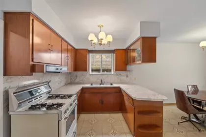 Office / Den Photo of 2663 Dundas Street, Vancouver, BC