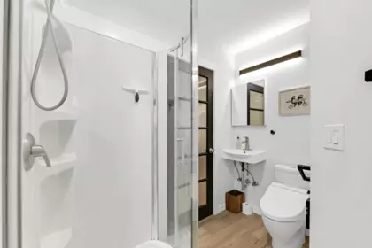 Primary Bathroom Photo of 9 2401 Mamquam Road, Squamish, BC