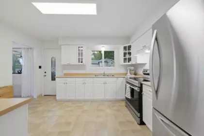 Pantry Photo of 3963 Sefton Street, Port Coquitlam, BC