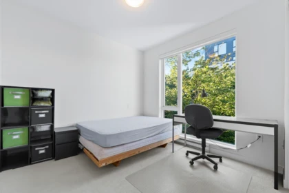 Bedroom 4 Photo of 301 188 E 32nd Avenue, Vancouver, BC