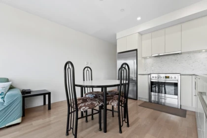 Primary Bedroom Photo of 301 188 E 32nd Avenue, Vancouver, BC