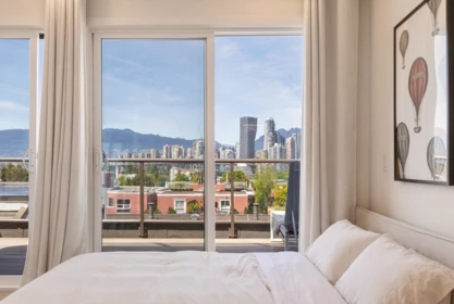 Powder Room Photo of 11 1214 W 7th Avenue, Vancouver, BC