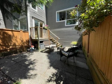 Outdoor Kitchen Photo of 4 3347 Dewdney Trunk Road, Port Moody, BC