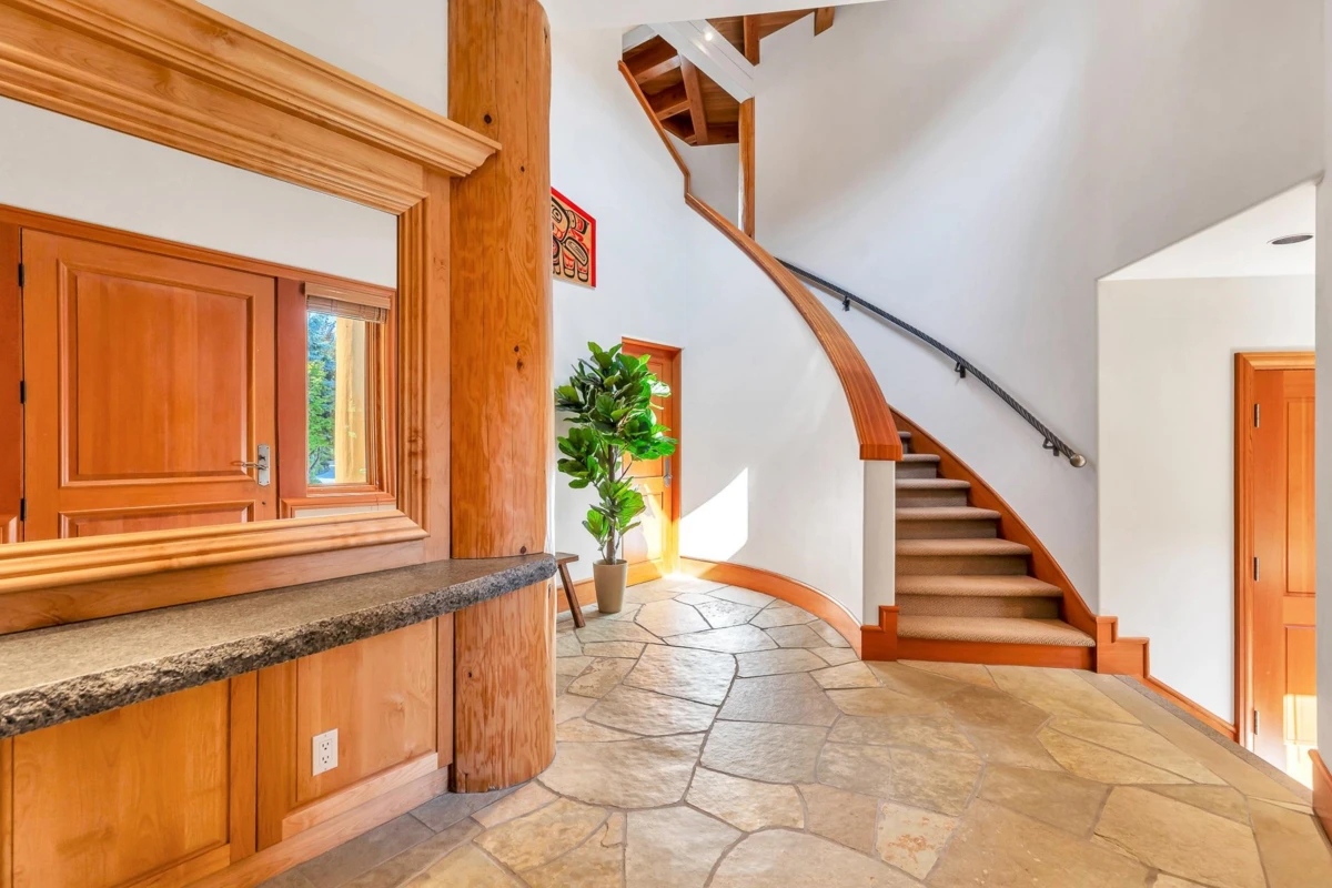 Living Room Photo of 8059 Nicklaus North Boulevard, Whistler, BC