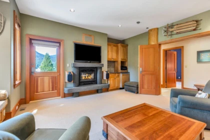 Aerial View of 8059 Nicklaus North Boulevard, Whistler, BC