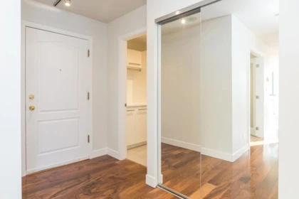 Office / Den Photo of 803 121 Tenth Street, New Westminster, BC