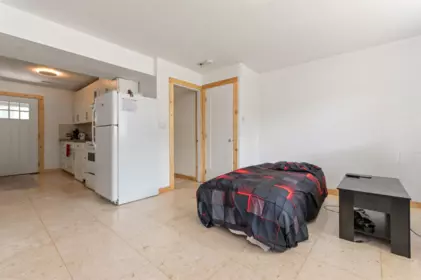 Basement Recreation Room Photo of 540 5th Avenue, Hope, BC