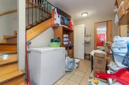 Hallway Photo of 540 5th Avenue, Hope, BC