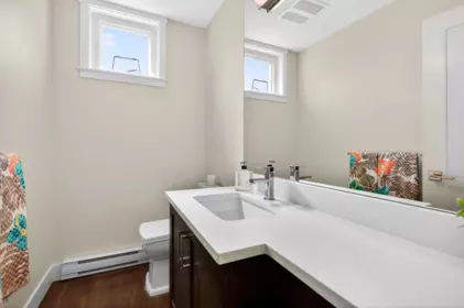 Guest Bathroom Photo of 34 21150 76a Avenue, Langley, BC