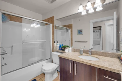 Primary Bathroom Photo of 37 7428 14th Avenue, Burnaby, BC
