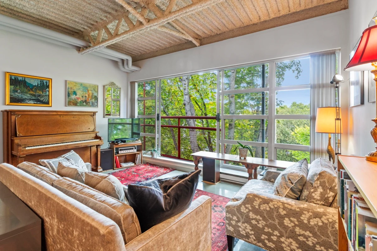 Family Room Photo of 424 350 E 2nd Avenue, Vancouver, BC