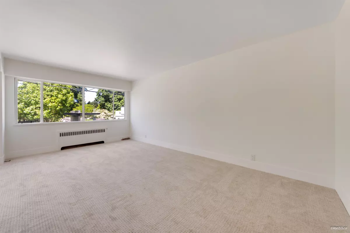 Family Room Photo of 3 2255 W 40th Avenue, Vancouver, BC
