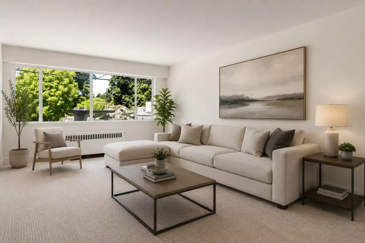 Living Room Photo of 3 2255 W 40th Avenue, Vancouver, BC