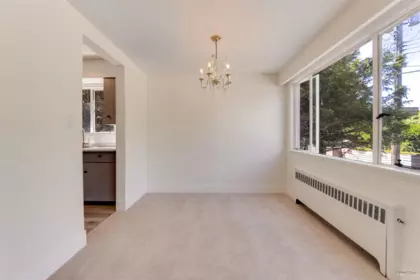 Breakfast Nook Photo of 3 2255 W 40th Avenue, Vancouver, BC