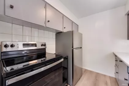Walk-In Closet Photo of 3 2255 W 40th Avenue, Vancouver, BC