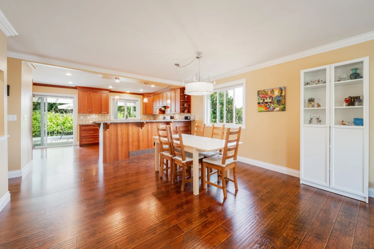 Dining Area Photo of 16199 13th Avenue, Surrey, BC