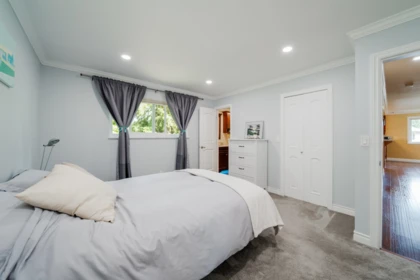 Basement Recreation Room Photo of 16199 13th Avenue, Surrey, BC