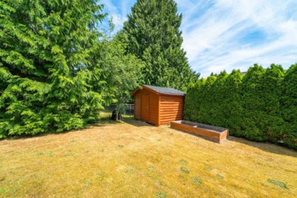 Community Amenities Photo (Clubhouse) of 16199 13th Avenue, Surrey, BC